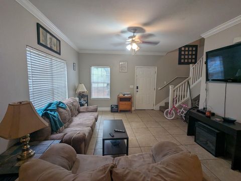Tiny photo for 1408 W Tharpe Street, Tallahassee, FL 32303 (MLS # 397293)