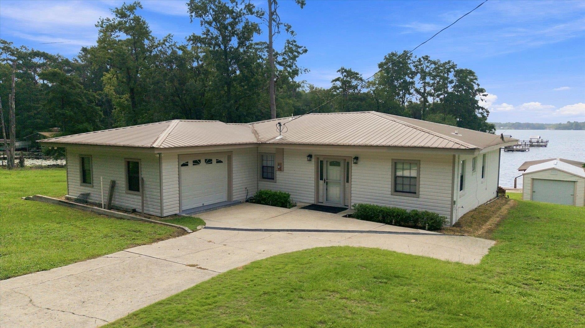 2999 Cooks Landing Road