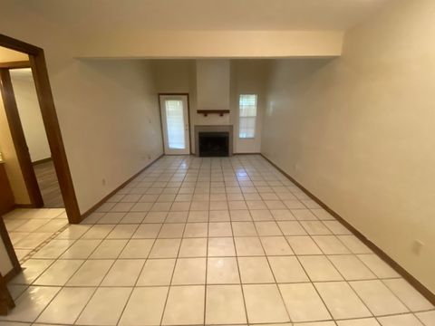 Tiny photo for 1102 Green Tree Court #F, Tallahassee, FL 32304 (MLS # 398902)