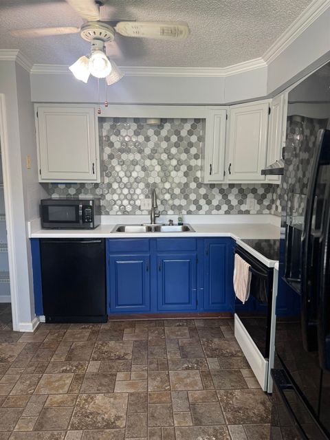 Tiny photo for 716 Violet Street St, Tallahassee, FL 32308 (MLS # 390092)