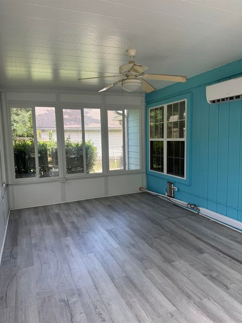 Tiny photo for 716 Violet Street St, Tallahassee, FL 32308 (MLS # 390092)