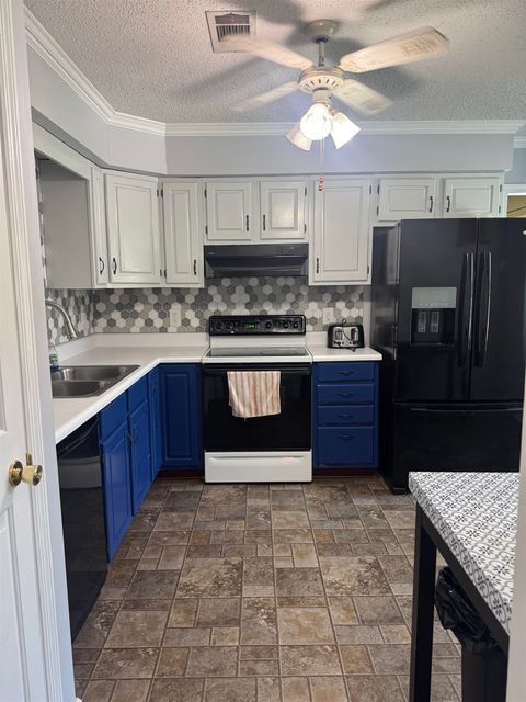 Tiny photo for 716 Violet Street St, Tallahassee, FL 32308 (MLS # 390092)