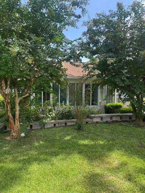 Tiny photo for 716 Violet Street St, Tallahassee, FL 32308 (MLS # 390092)