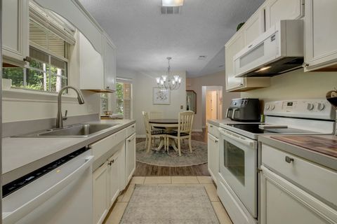 Tiny photo for 8328 CHICKASAW Trail, Tallahassee, FL 32312 (MLS # 398352)