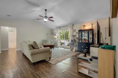 Tiny photo for 8328 CHICKASAW Trail, Tallahassee, FL 32312 (MLS # 398352)