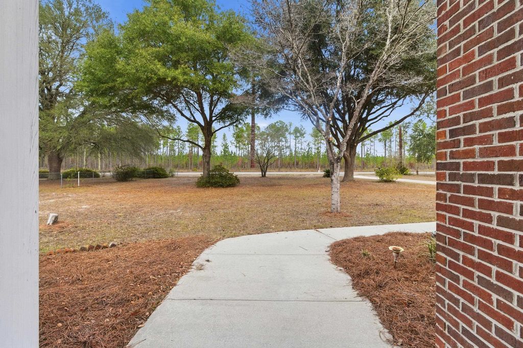 Photo of 9261 BLOUNTSTOWN Highway, Tallahassee, FL 32310 (MLS # 393891)