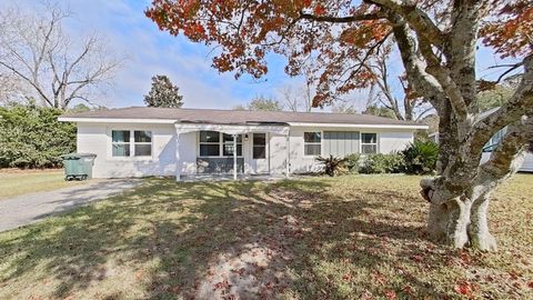 111 Royal Avenue Thomasville GA 31792