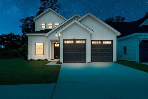 Photo of 5752 Bascom Lane, Tallahassee, FL 32309 (MLS # 386880) Photo of 5752 Bascom Lane, Tallahassee, FL 32309 (MLS # 386880)