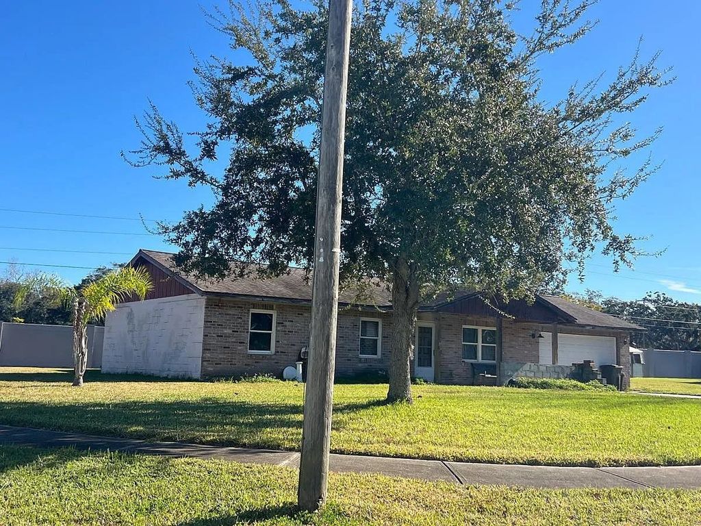 Photo of 1991 Big Oak Drive, Other Florida, FL 32119 (MLS # 394420)