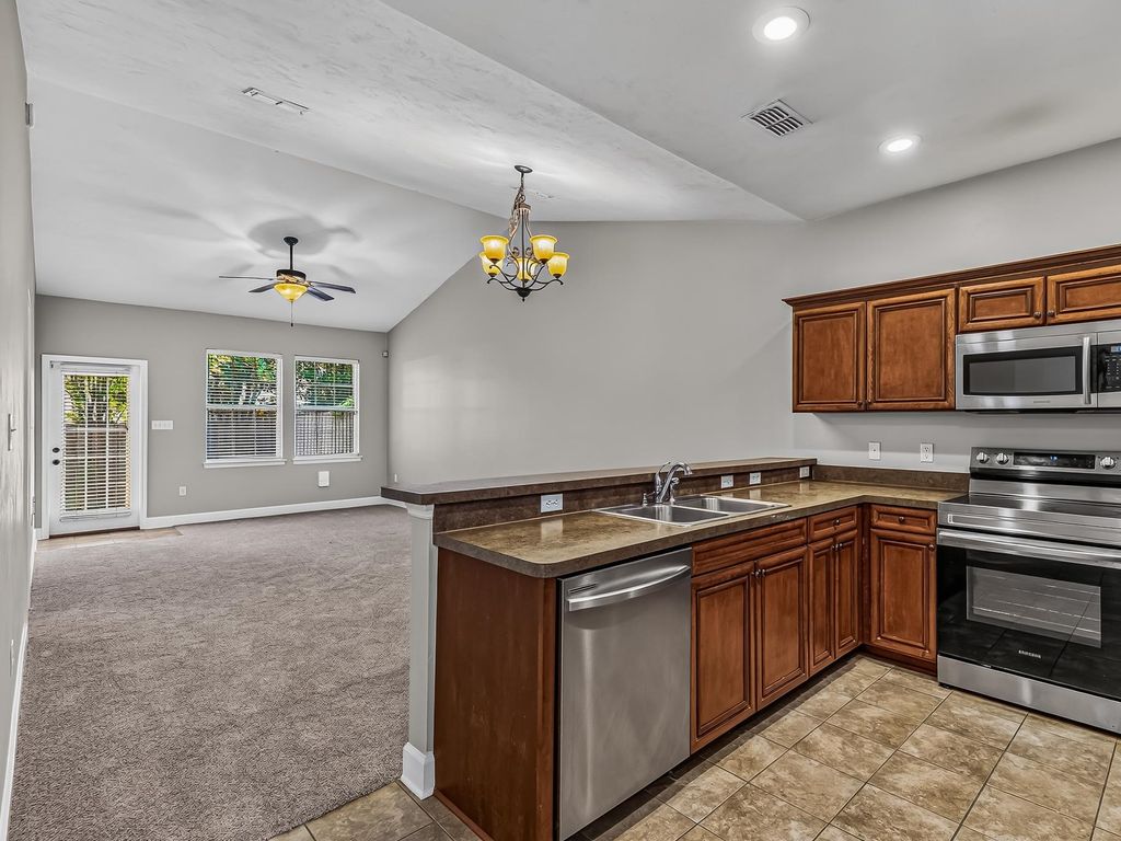 Photo of 306 Pebble Pointe Court, Tallahassee, FL 32311 (MLS # 401981)