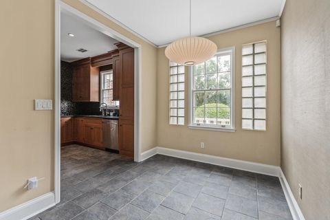 Tiny photo for 1202 E Park Avenue, Tallahassee, FL 32301 (MLS # 388379)