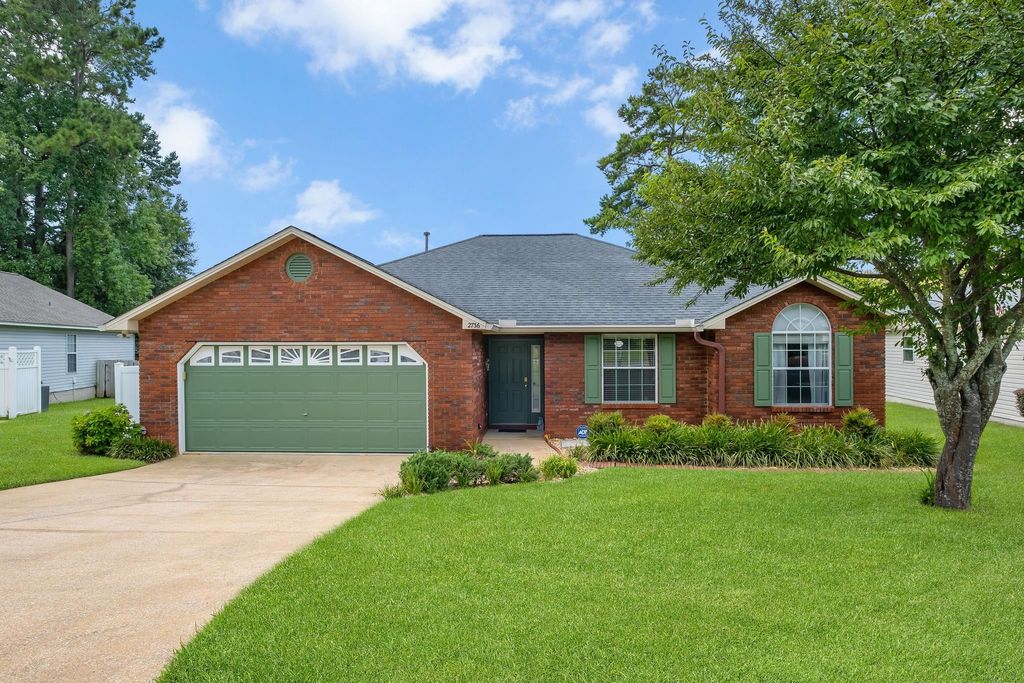 Photo of 2736 Oakleigh Court, Tallahassee, FL 32312 (MLS # 390346)