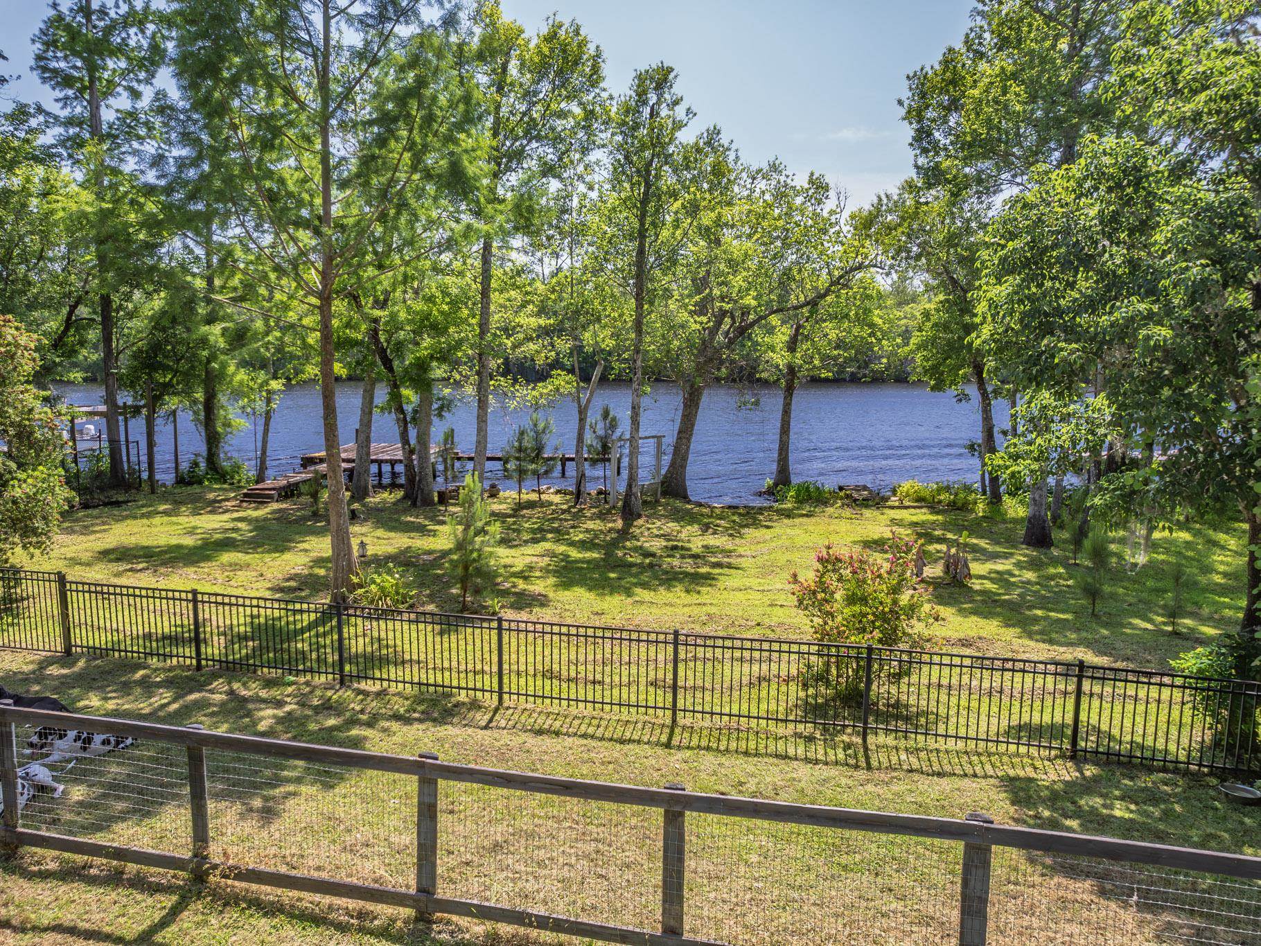 60 Sanders Cemetery Road