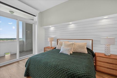 Tiny photo for 300 S Duval #2209 Street, Tallahassee, FL 32301 (MLS # 399895)
