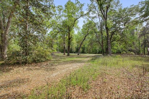 Tiny photo for 2901 BEN STOUTAMIRE Road, Tallahassee, FL 32310 (MLS # 398812)