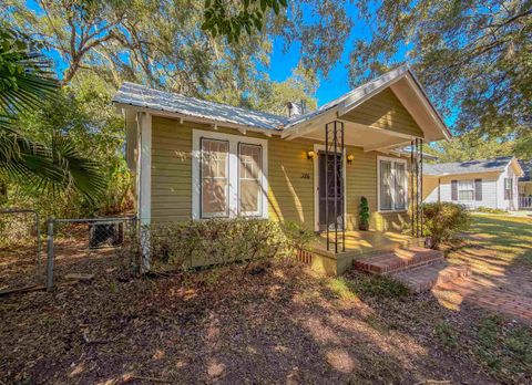 Tiny photo for 306 Perkins Street, Tallahassee, FL 32301 (MLS # 392174)