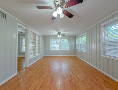 Tiny photo for 306 Perkins Street, Tallahassee, FL 32301 (MLS # 392174)