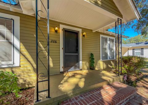 Tiny photo for 306 Perkins Street, Tallahassee, FL 32301 (MLS # 392174)