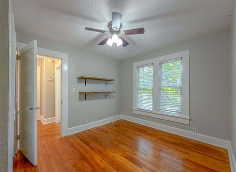Tiny photo for 306 Perkins Street, Tallahassee, FL 32301 (MLS # 392174)