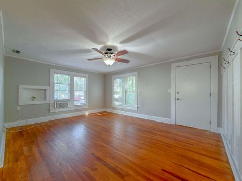 Tiny photo for 306 Perkins Street, Tallahassee, FL 32301 (MLS # 392174)