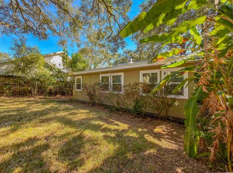 Tiny photo for 306 Perkins Street, Tallahassee, FL 32301 (MLS # 392174)