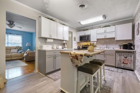 Tiny photo for 1928 Longview Drive, Tallahassee, FL 32303 (MLS # 393529)