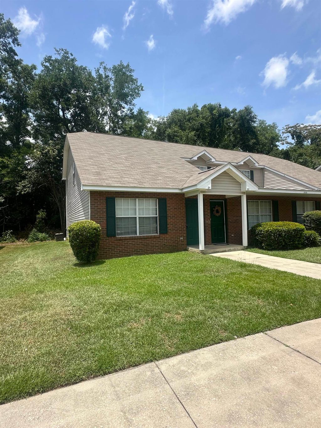Photo of 2525 Hartsfield Road Unit #21 Rd, Tallahassee, FL 32303 (MLS # 386677)