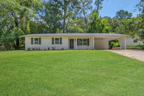 2533 Willamette Road Tallahassee FL 32303