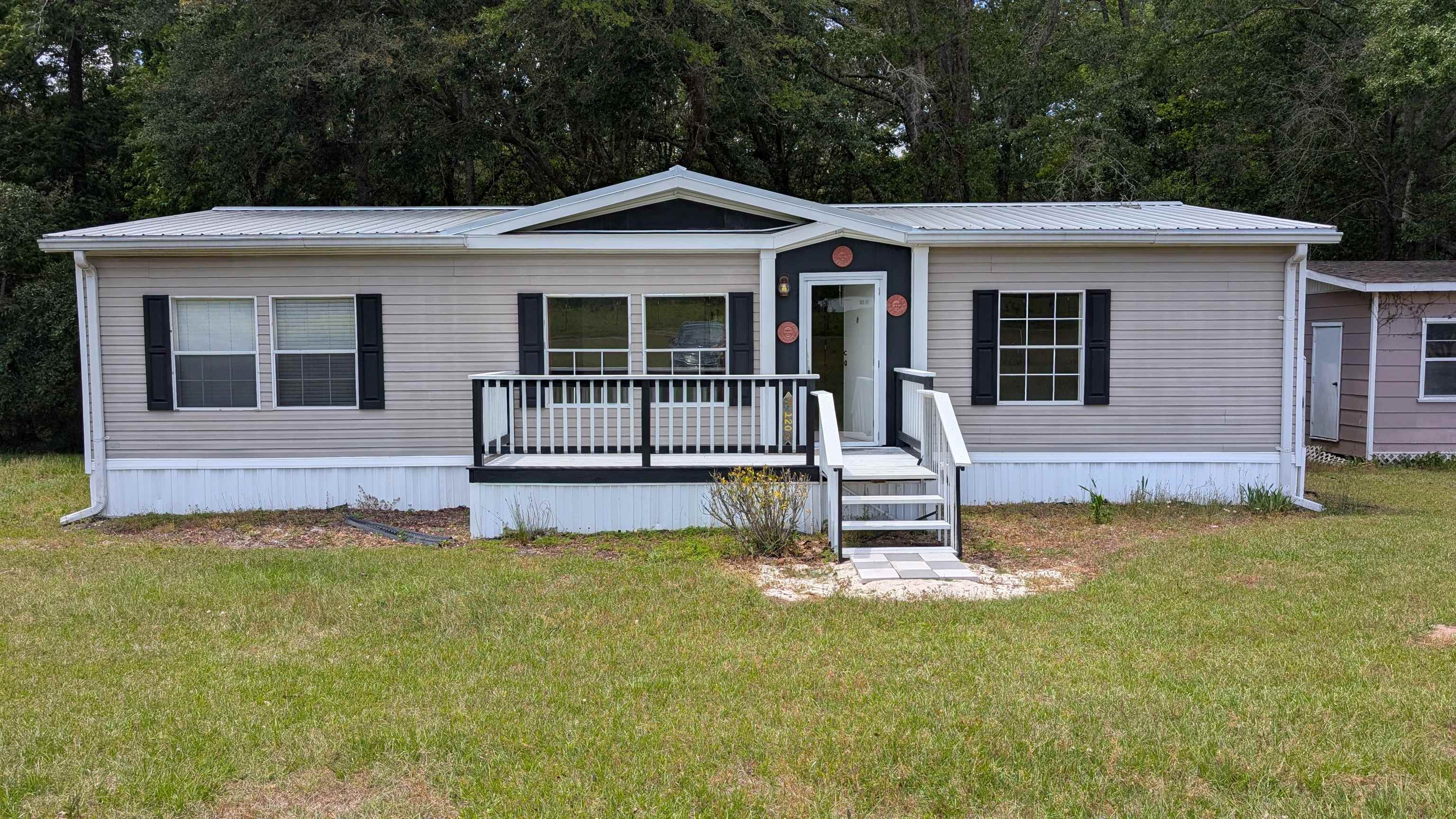 Photo 1 of 27 — 120 Larry's Lane, Monticello, FL 32344