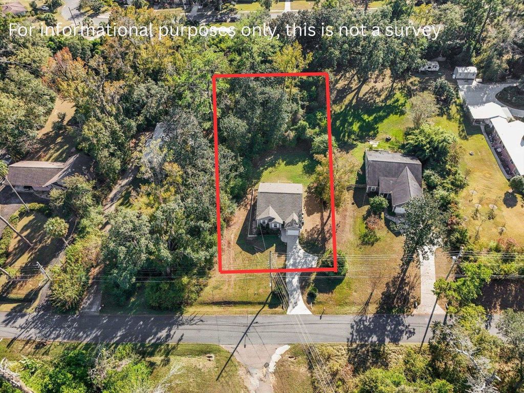 Photo of 1317 Ostin Nene, Tallahassee, FL 32301 (MLS # 393001)