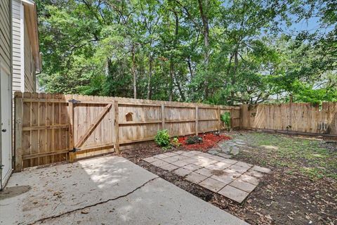 Tiny photo for 1404 GOLDEN PARK Court, Tallahassee, FL 32303 (MLS # 400388)