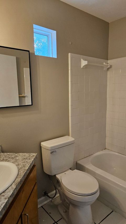 Tiny photo for 1998-C NICKLAUS Drive, Tallahassee, FL 32301 (MLS # 393332)