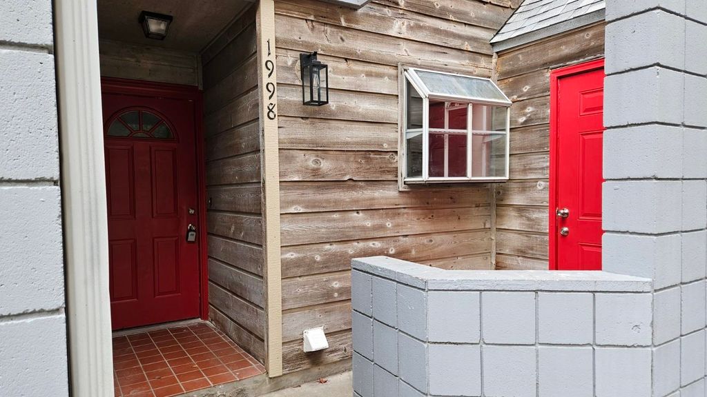 Photo of 1998 NICKLAUS Drive, Tallahassee, FL 32301 (MLS # 393332)