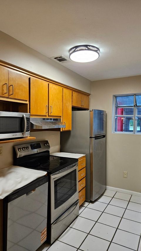 Tiny photo for 1998 NICKLAUS Drive, Tallahassee, FL 32301 (MLS # 393332)