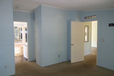 Tiny photo for 14 Sparrow Court, Havana, FL 32333 (MLS # 399154)