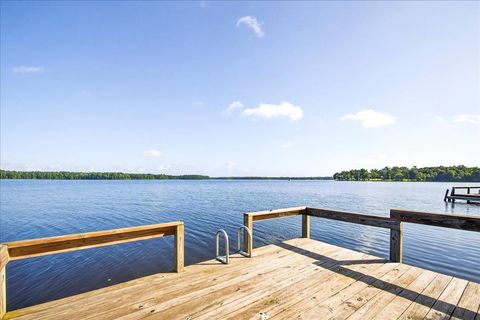 Tiny photo for 21006 LANIER Court, Tallahassee, FL 32310 (MLS # 388954)