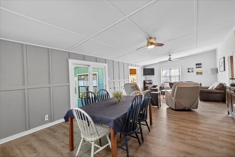 Tiny photo for 21006 LANIER Court, Tallahassee, FL 32310 (MLS # 388954)