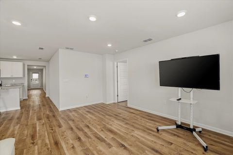 Tiny photo for 1959 Chickadee Way, Tallahassee, FL 32311 (MLS # 402239)