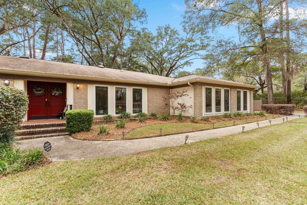 Photo of 3514 Westford Drive, Tallahassee, FL 32309 (MLS # 395814)