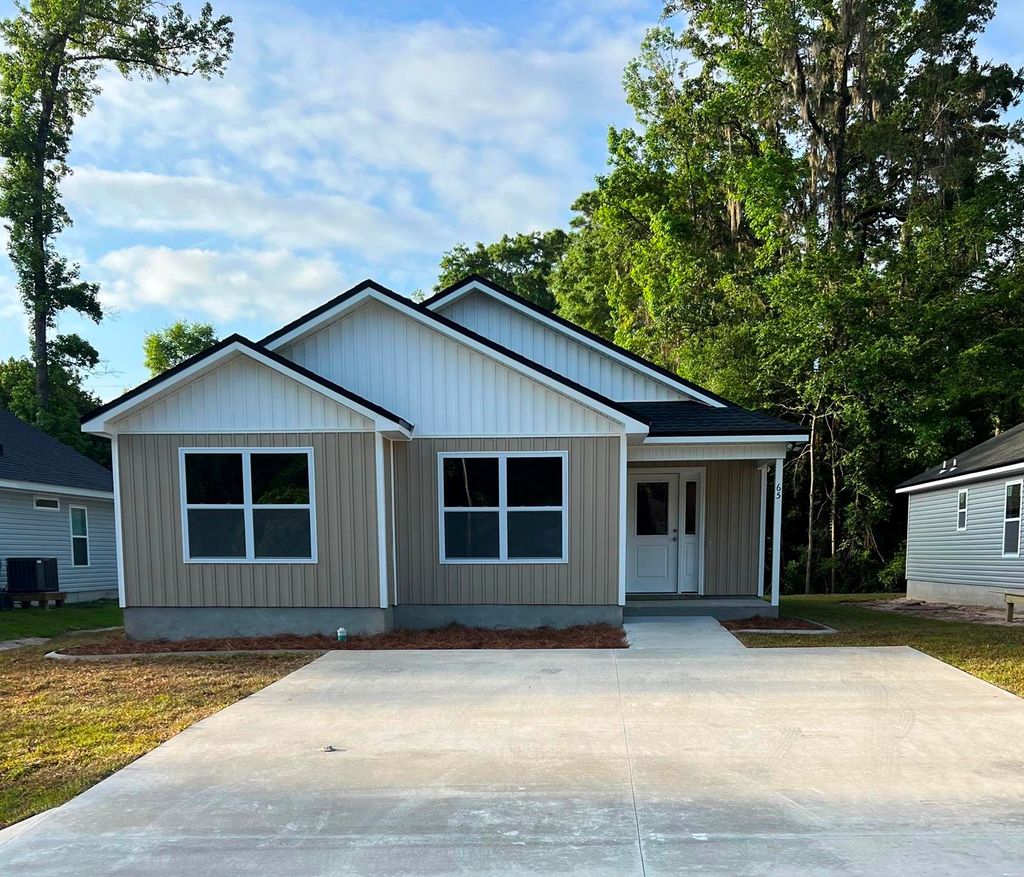 Photo of 57 Spokan Trail, Crawfordville, FL 32327 (MLS # 396709)