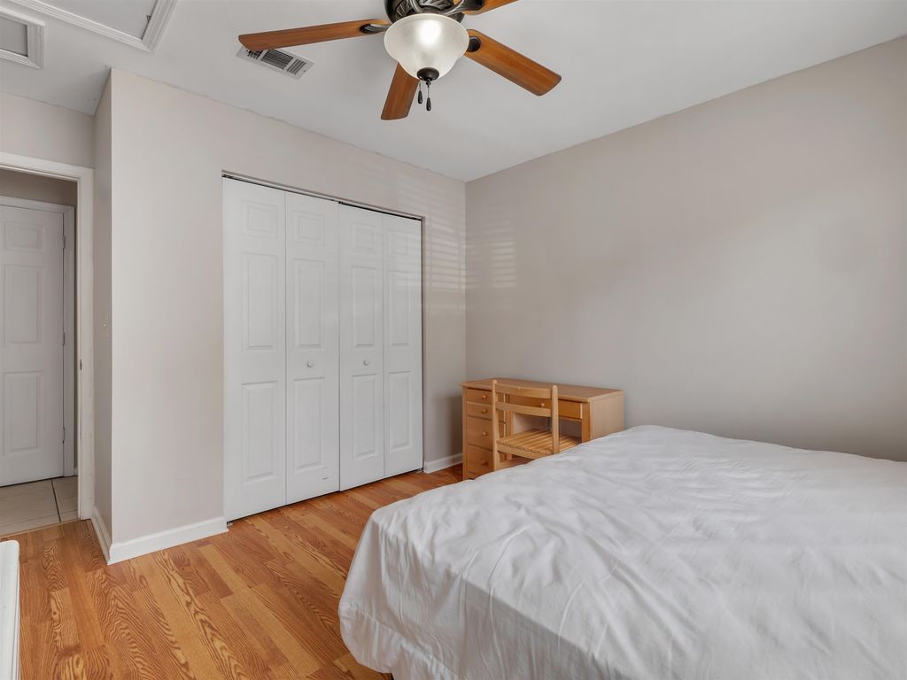 Photo of 796 E Timberwood Circle, Tallahassee, FL 32304 (MLS # 390395)