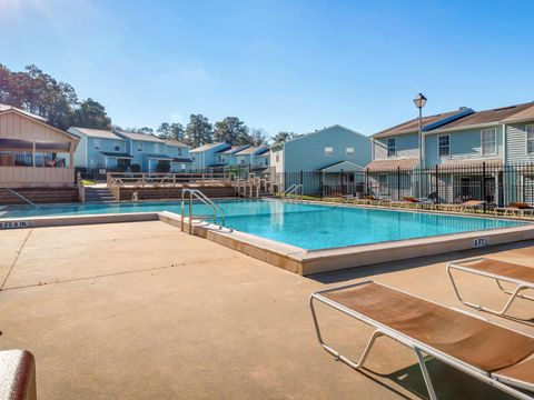 Tiny photo for 796 E Timberwood Circle, Tallahassee, FL 32304 (MLS # 390395)