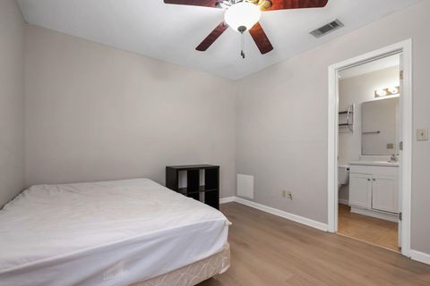 Tiny photo for 796 E Timberwood Circle, Tallahassee, FL 32304 (MLS # 390395)