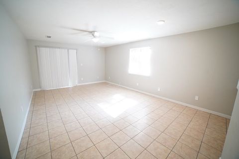 Tiny photo for 2741 W Tharpe Street, Tallahassee, FL 32303 (MLS # 400381)