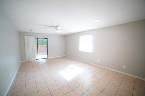 Tiny photo for 2741 W Tharpe Street, Tallahassee, FL 32303 (MLS # 400381)