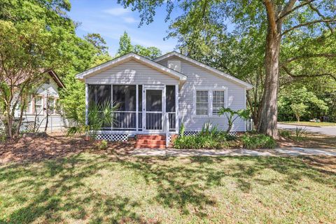 Photo of 1603 N M L King Jr Boulevard, Tallahassee, FL 32303 (MLS # 398751)