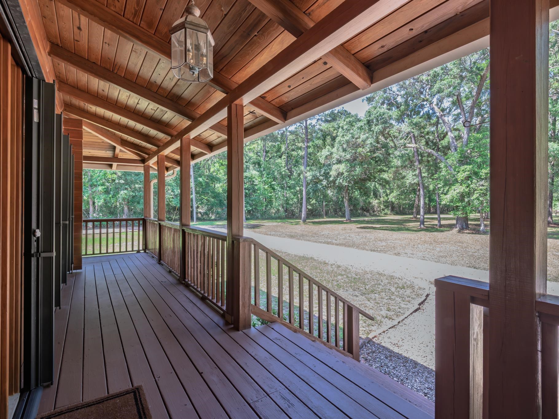 883 Hunters Trace