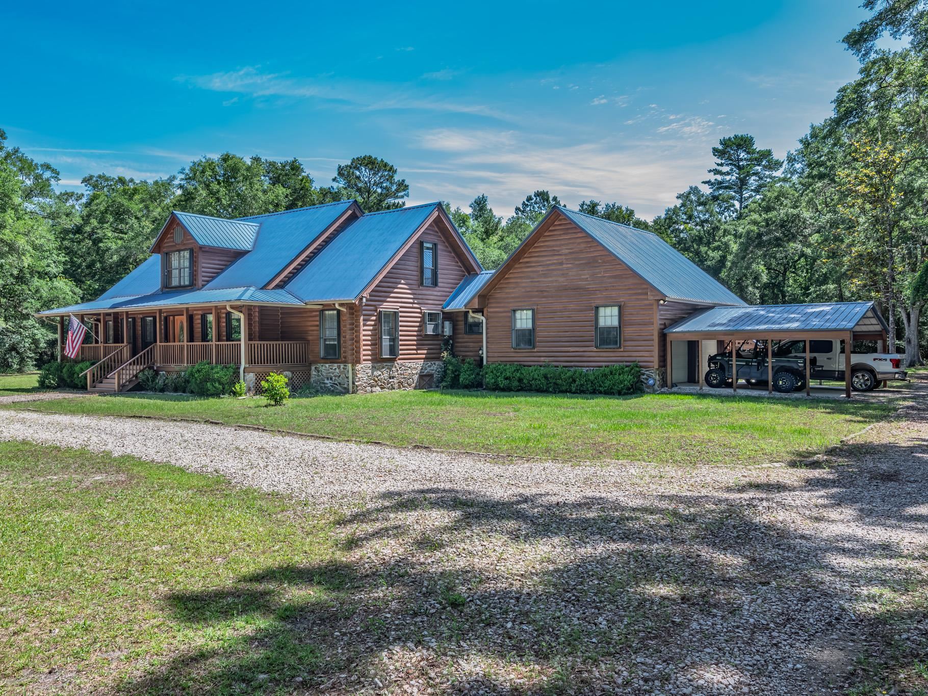 883 Hunters Trace