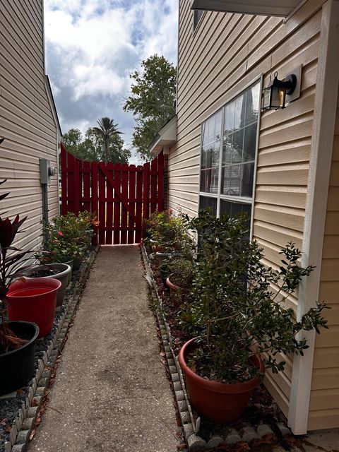 Tiny photo for 1708 Augustine Place, Tallahassee, FL 32301 (MLS # 392095)