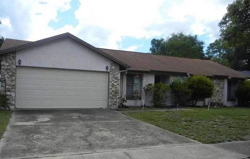 Photo of 2911 Autumnwood Trail, Other Florida, FL 32703 (MLS # 394361)